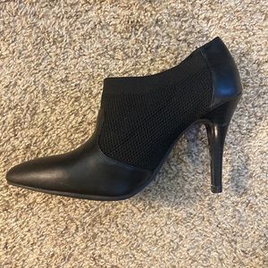 Simply Vera Vera Wang bootie